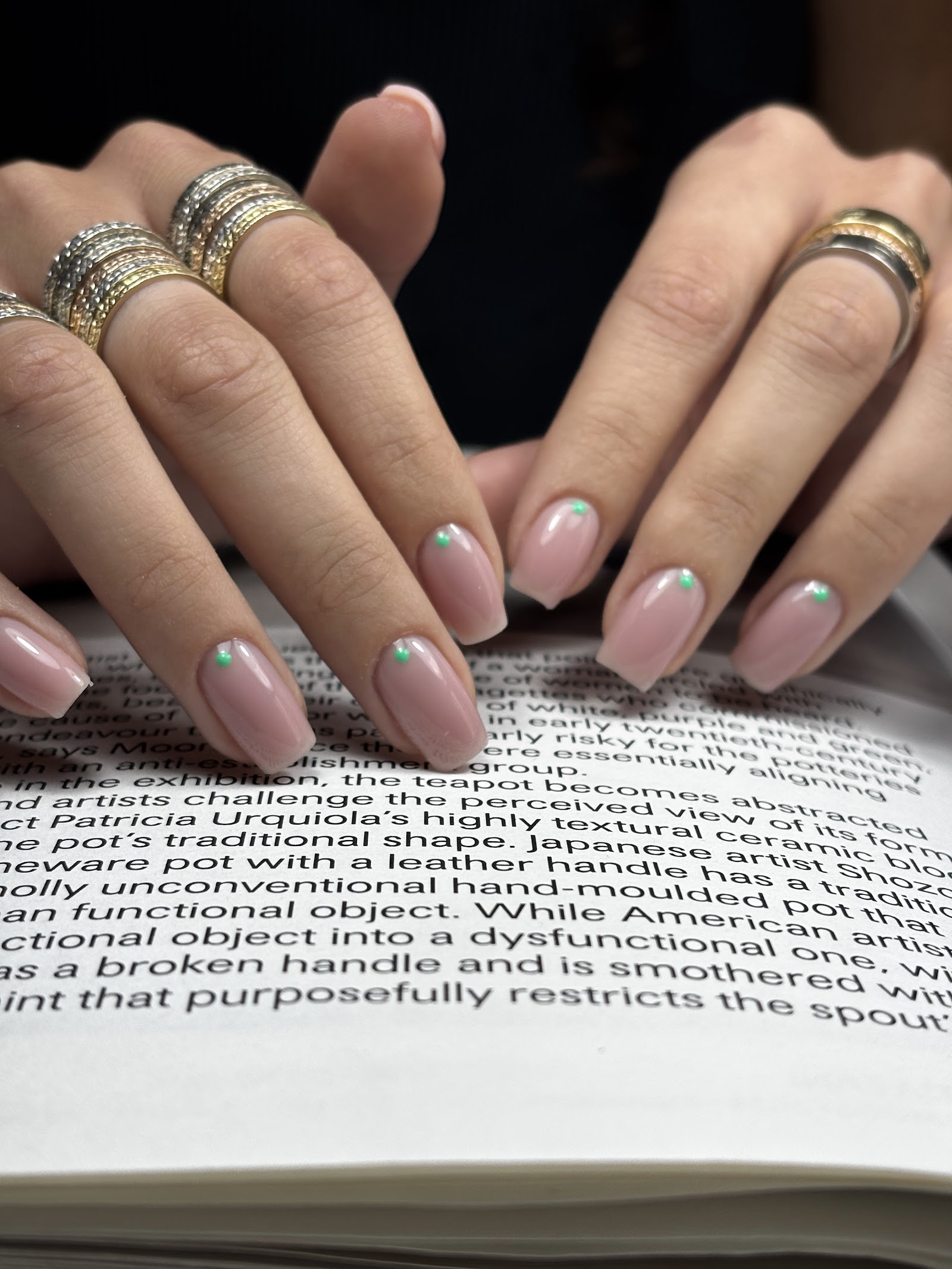 Nails Manhattan NMN studio logo